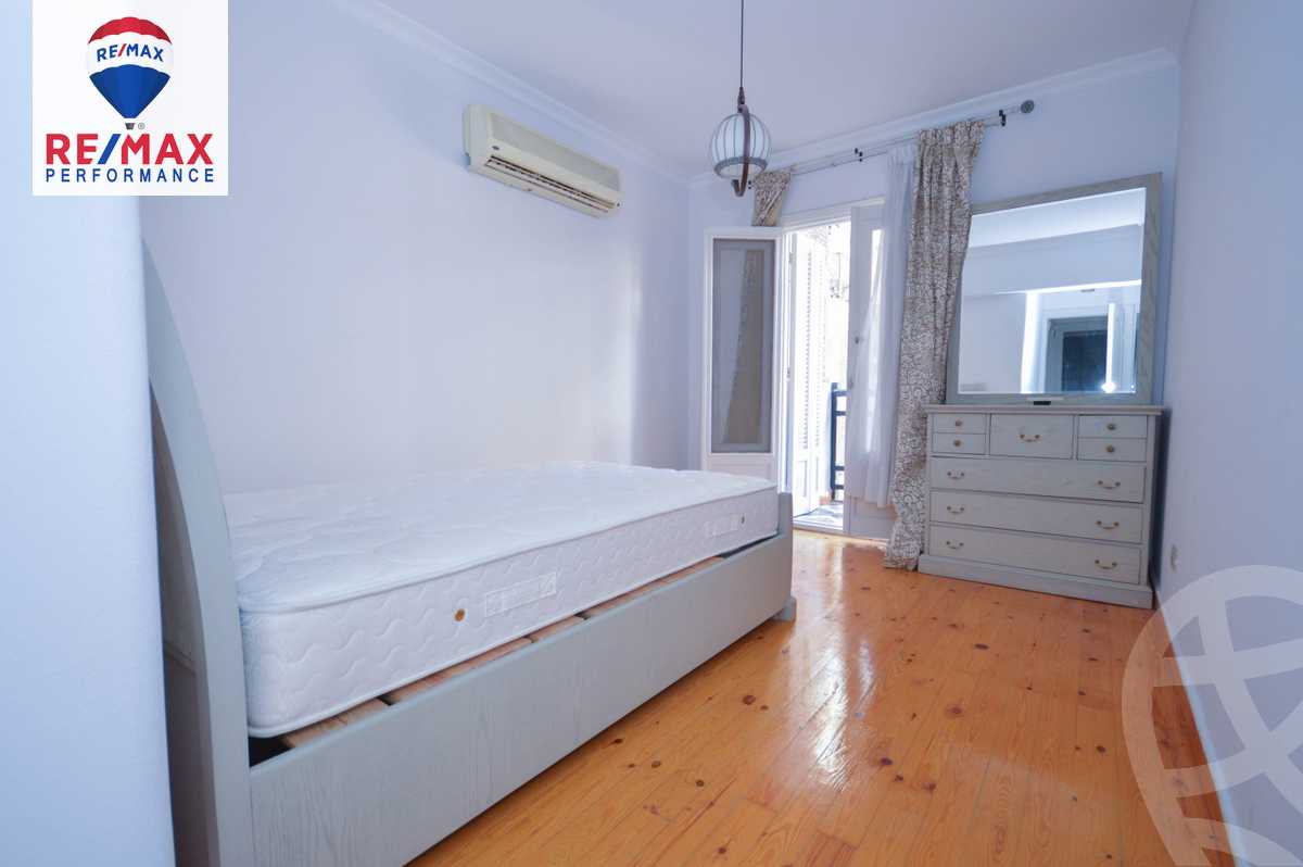 https://aqarmap.com.eg/ar/listing/4471952-for-sale-alexandria-bolekly-damietta-st