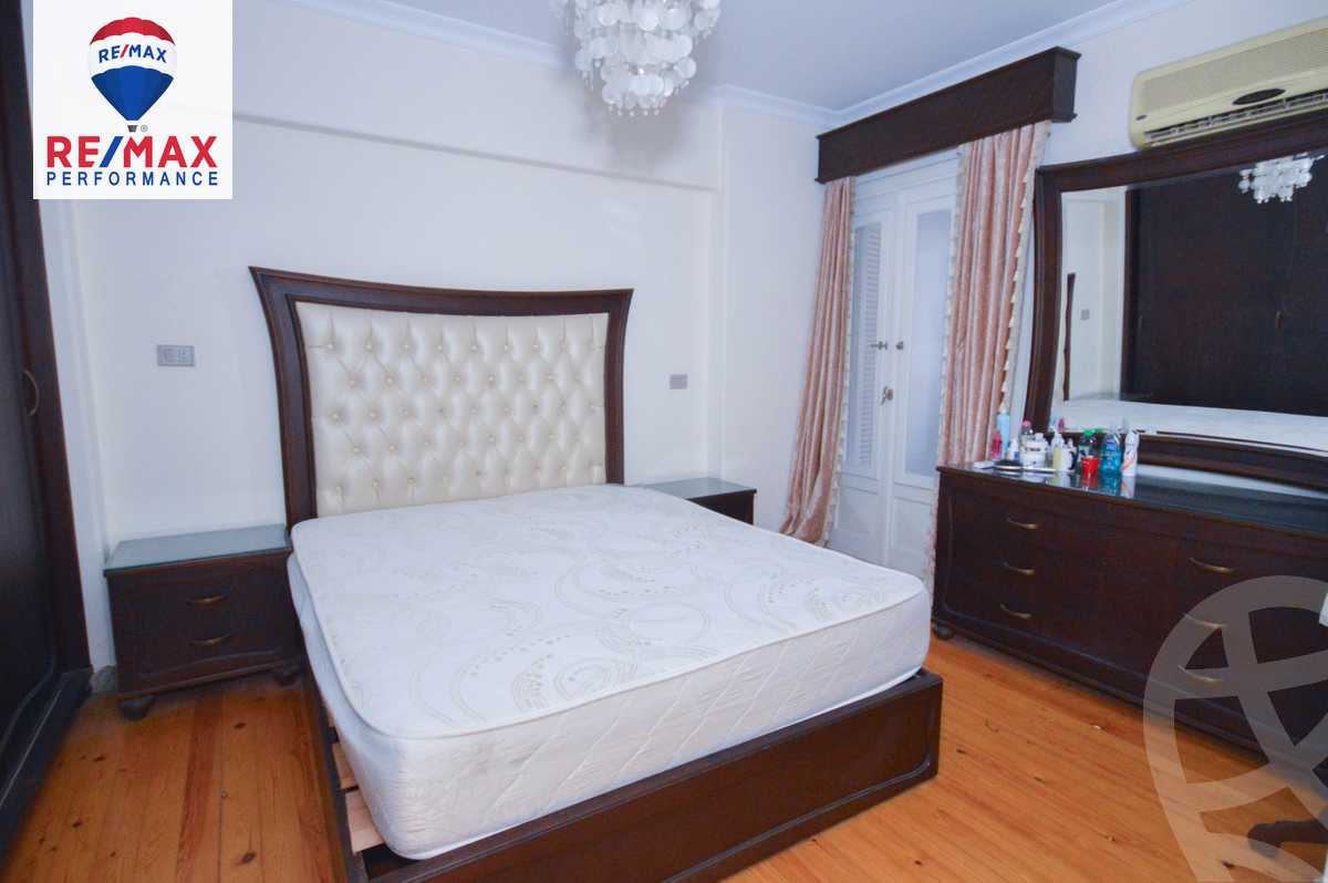 https://aqarmap.com.eg/ar/listing/4471952-for-sale-alexandria-bolekly-damietta-st
