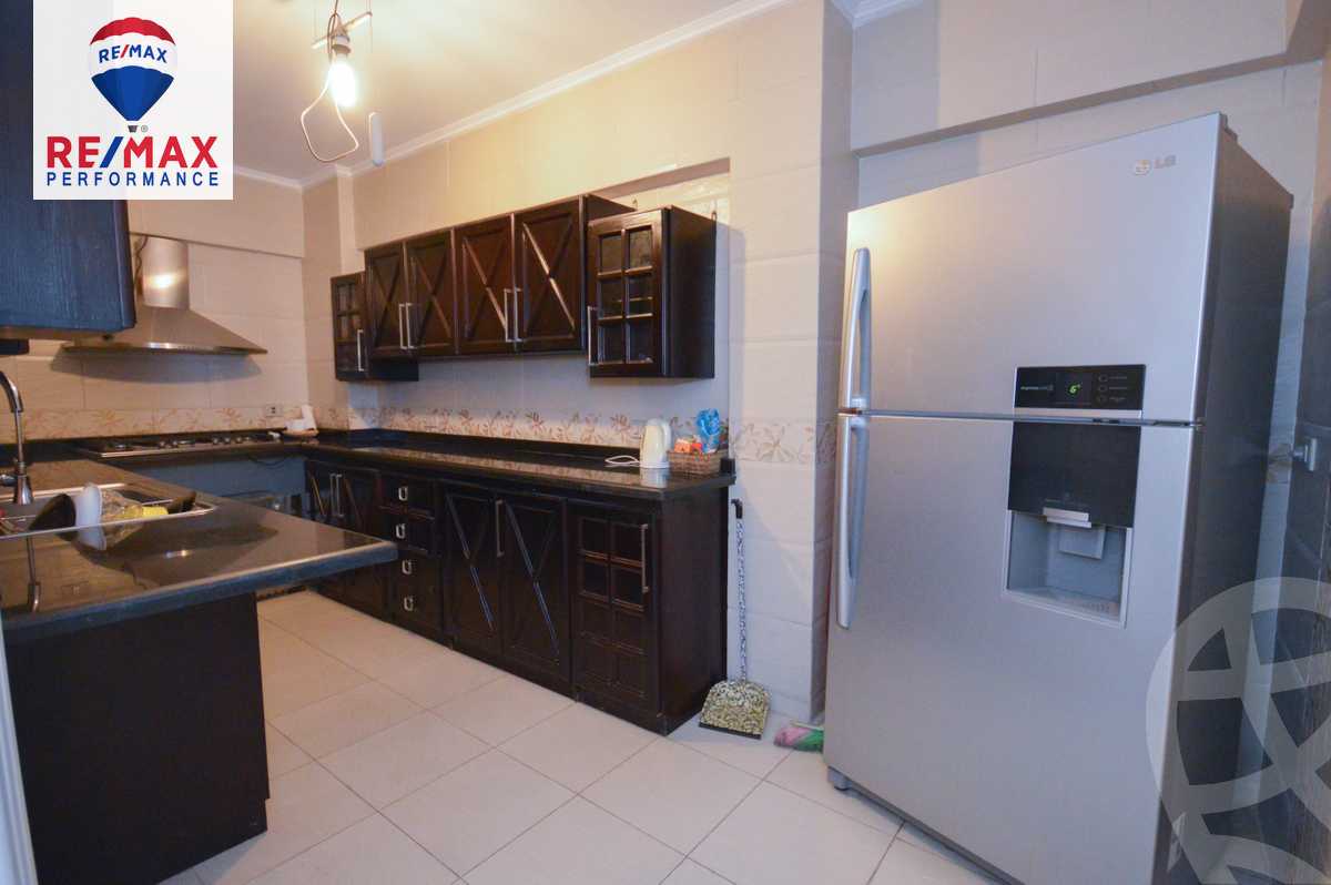 https://aqarmap.com.eg/ar/listing/4471952-for-sale-alexandria-bolekly-damietta-st