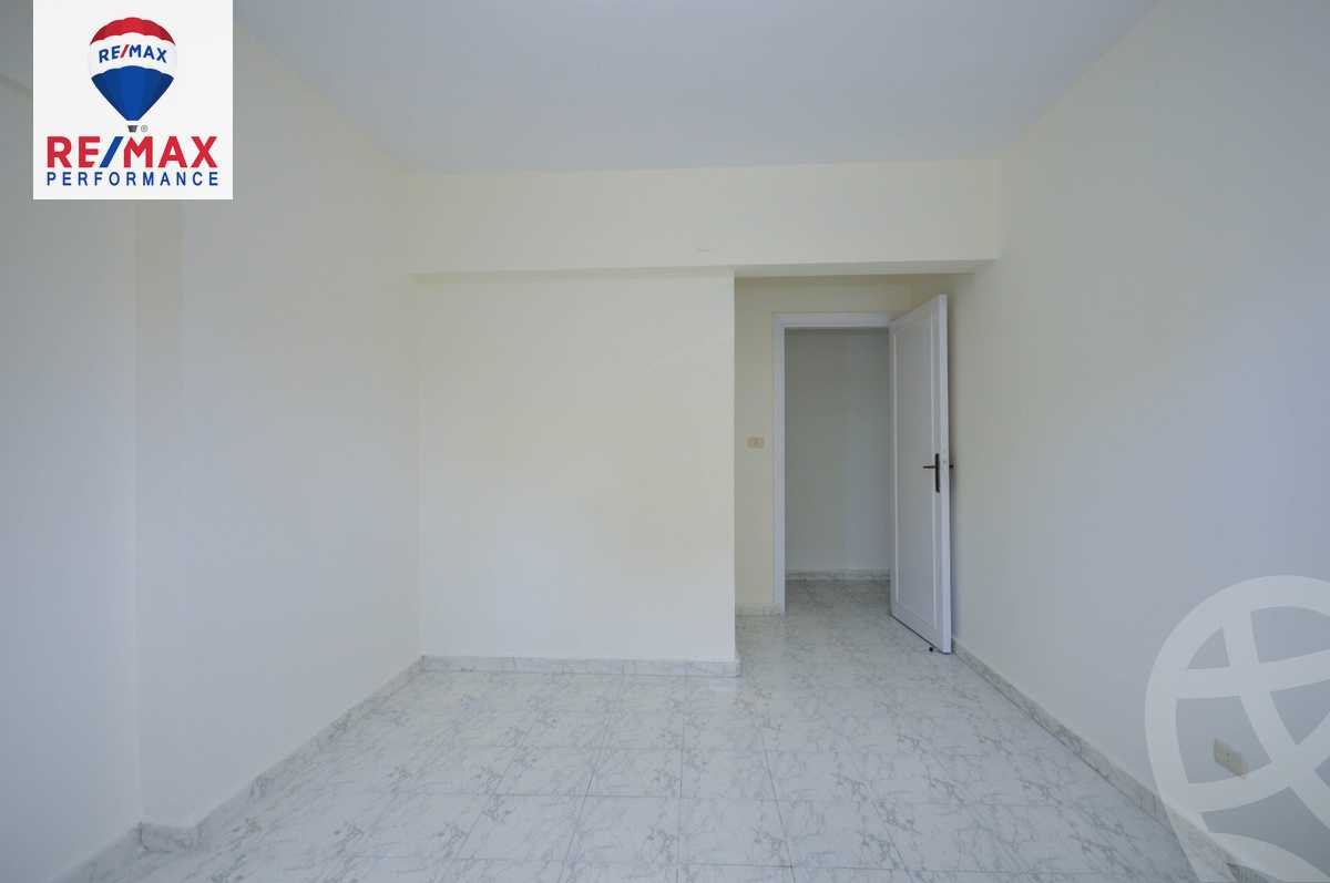 https://aqarmap.com.eg/en/listing/4642666-for-sale-alexandria-el-seyouf-mostafa-kamel-st