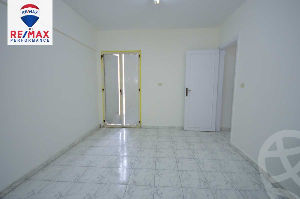 https://aqarmap.com.eg/en/listing/4642666-for-sale-alexandria-el-seyouf-mostafa-kamel-st