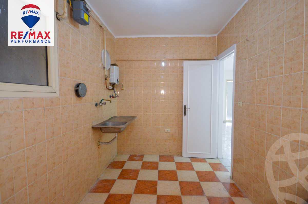 https://aqarmap.com.eg/en/listing/4642666-for-sale-alexandria-el-seyouf-mostafa-kamel-st