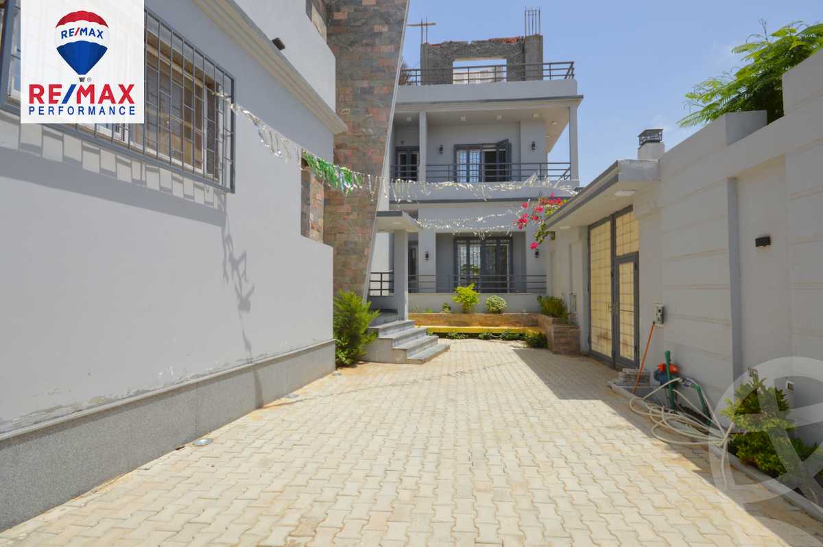 https://aqarmap.com.eg/en/listing/4836913-for-sale-alexandria-cairo-alexandria-desert-road-compounds-merosa