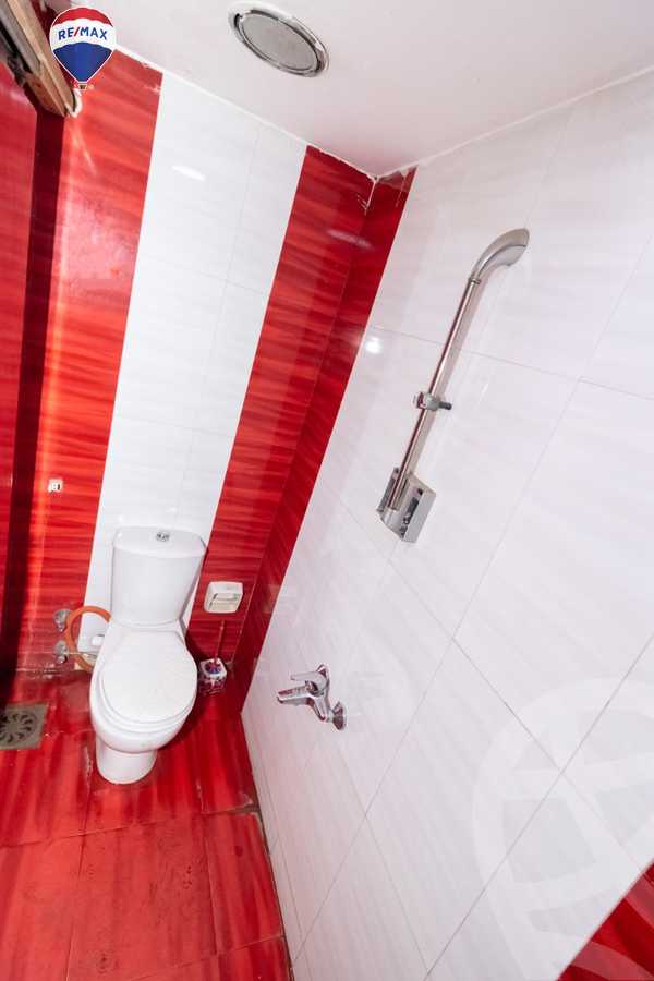 https://aqarmap.com.eg/ar/listing/3694954-for-rent-dakahlia-mansoura-el-mansoura-city-al-teraa-st