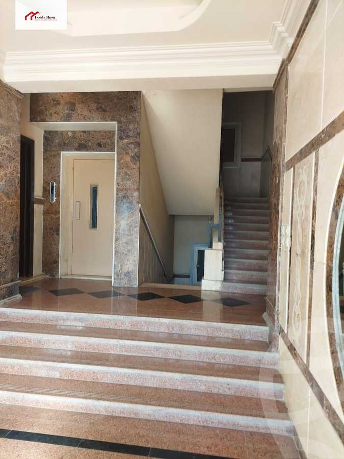 https://aqarmap.com.eg/ar/listing/3904723-for-sale-cairo-new-cairo-el-banafsg-el-banafsag-omarat-al-gabri-st