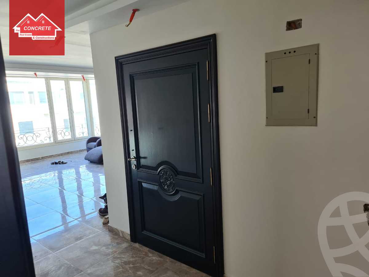 https://aqarmap.com.eg/ar/listing/3409871-for-rent-cairo-6th-of-october-compound-el-fayroz