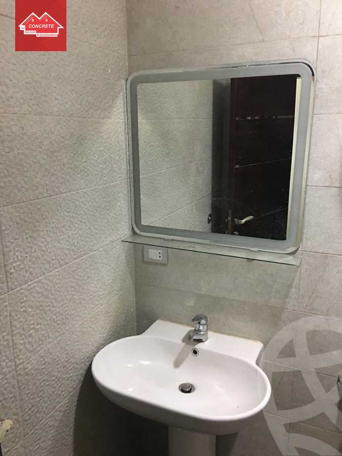 https://aqarmap.com.eg/ar/listing/3836080-for-rent-eastown-parks