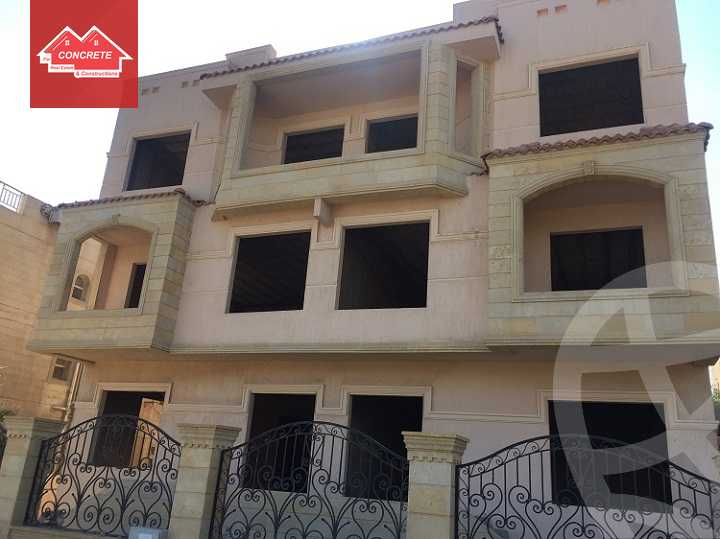 https://aqarmap.com.eg/ar/listing/3836016-for-sale-cairo-el-sheikh-zayed-city-el-hay-el-thaleth-ashaer-area-1-el-salam-st