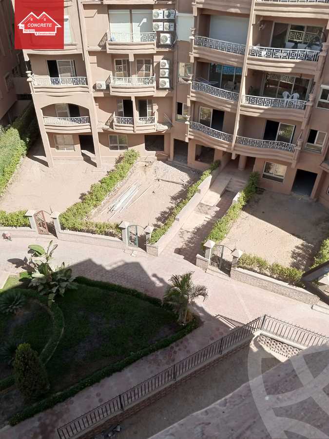https://aqarmap.com.eg/ar/listing/3836833-for-sale-cairo-6th-of-october-compound-murooj