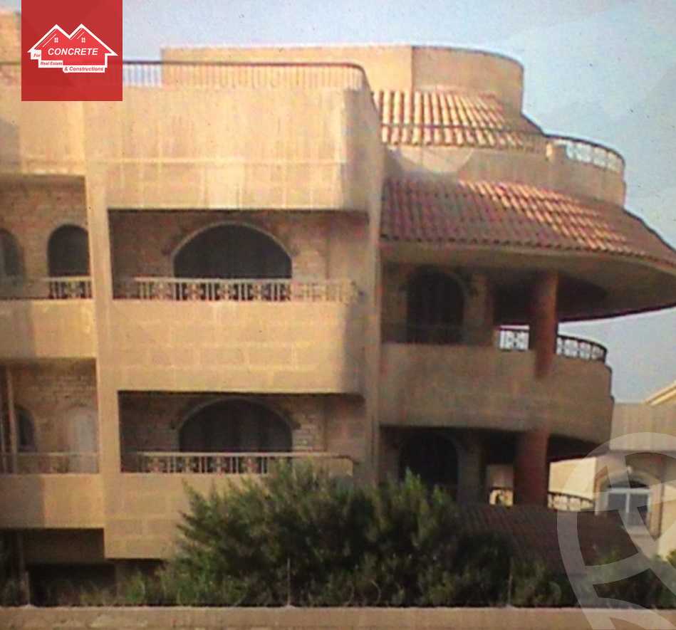 https://aqarmap.com.eg/ar/listing/3840242-for-sale-cairo-6th-of-october-featured-neighborhood-first-touristic-village-al-lewaa-mohammed-ezzat-el-zyadi-st