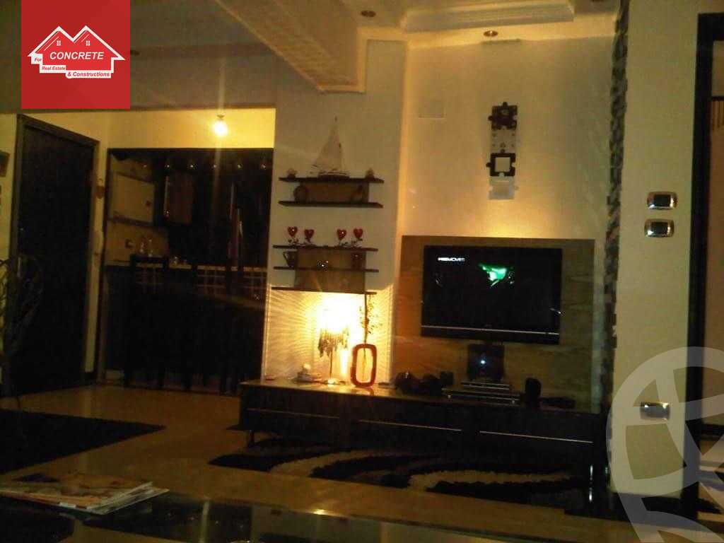 https://aqarmap.com.eg/ar/listing/3846078-for-sale-cairo-6th-of-october-el-ahyaa-neighborhood-1st-al-shohadaa-st