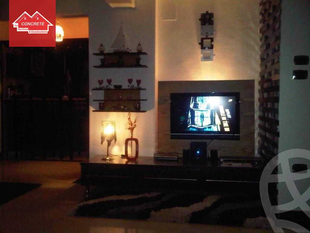 https://aqarmap.com.eg/ar/listing/3846078-for-sale-cairo-6th-of-october-el-ahyaa-neighborhood-1st-al-shohadaa-st