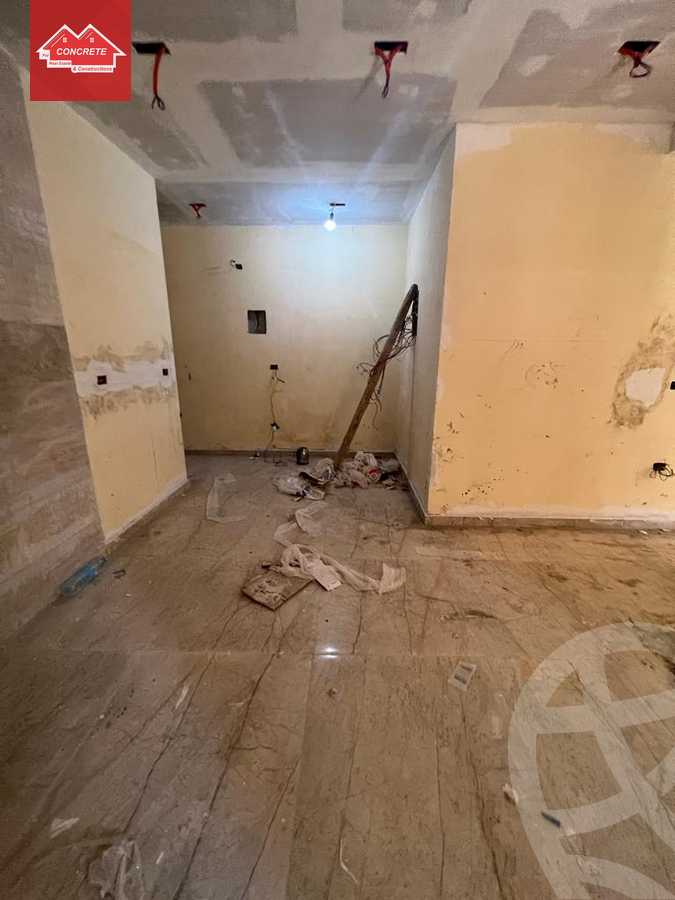 https://aqarmap.com.eg/ar/listing/3851996-for-sale-cairo-el-sheikh-zayed-city-el-hay-elasher-street-100