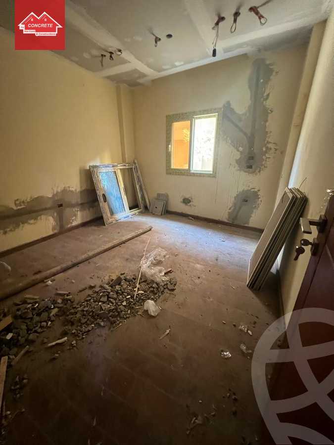 https://aqarmap.com.eg/ar/listing/3851996-for-sale-cairo-el-sheikh-zayed-city-el-hay-elasher-street-100