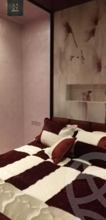 https://aqarmap.com.eg/ar/listing/3604593-for-rent-cairo-new-cairo-compounds-hyde-park