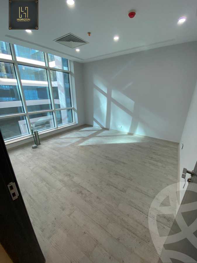 https://aqarmap.com.eg/ar/listing/3652778-for-rent-cairo-new-cairo-compounds-tryfywm-byzns-kwmblks-nm-llttwyr