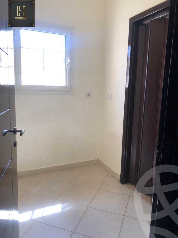 https://aqarmap.com.eg/ar/listing/3657376-for-rent-cairo-new-cairo-compounds-hyde-park