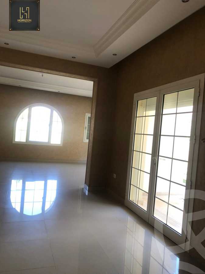 https://aqarmap.com.eg/ar/listing/3657376-for-rent-cairo-new-cairo-compounds-hyde-park