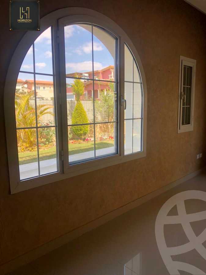 https://aqarmap.com.eg/ar/listing/3657376-for-rent-cairo-new-cairo-compounds-hyde-park