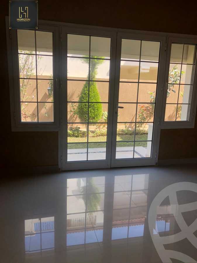 https://aqarmap.com.eg/ar/listing/3657376-for-rent-cairo-new-cairo-compounds-hyde-park
