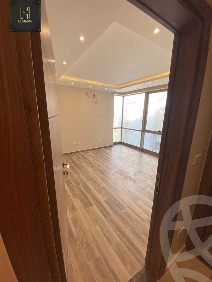https://aqarmap.com.eg/ar/listing/3664932-for-rent-cairo-new-cairo-compounds-galleria-moon-valley