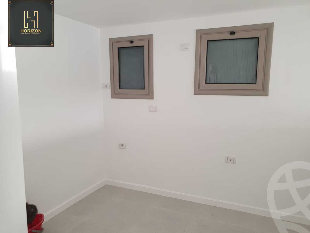https://aqarmap.com.eg/ar/listing/3672153-for-rent-cairo-new-cairo-compounds-galleria-moon-valley