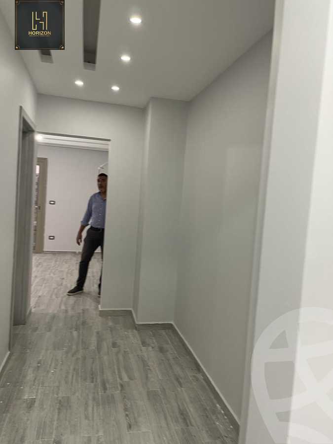 https://aqarmap.com.eg/ar/listing/3680799-for-rent-cairo-new-cairo-compounds-galleria-moon-valley