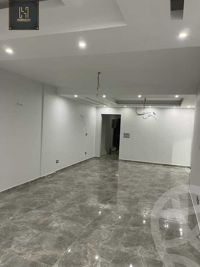 https://aqarmap.com.eg/ar/listing/3680799-for-rent-cairo-new-cairo-compounds-galleria-moon-valley
