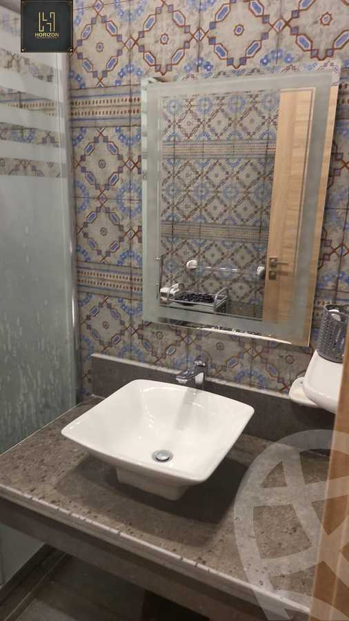 https://aqarmap.com.eg/ar/listing/3688098-for-rent-cairo-new-cairo-compounds-lakeview-residence