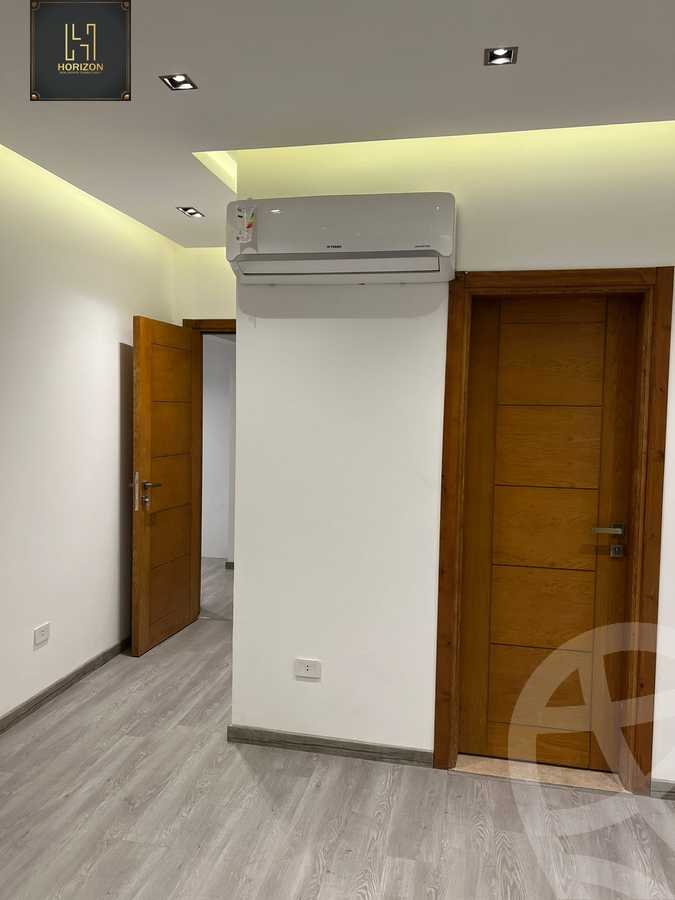 https://aqarmap.com.eg/ar/listing/3698789-for-rent-cairo-new-cairo-compounds-lakeview-residence