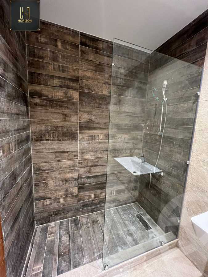 https://aqarmap.com.eg/ar/listing/3698789-for-rent-cairo-new-cairo-compounds-lakeview-residence