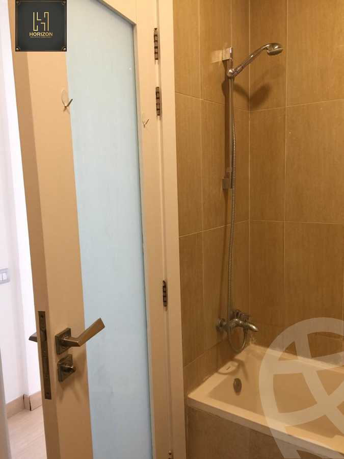 https://aqarmap.com.eg/ar/listing/3784900-for-rent-cairo-new-cairo-compounds-kmbwnd-dh-fyldj-blm-hylz