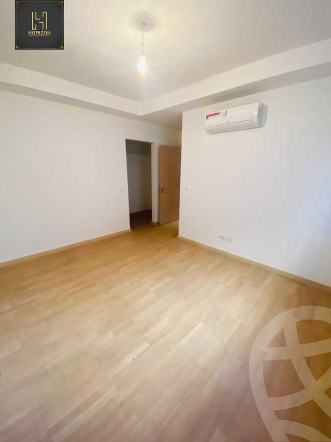 https://aqarmap.com.eg/ar/listing/3793838-for-rent-mivida-parcel