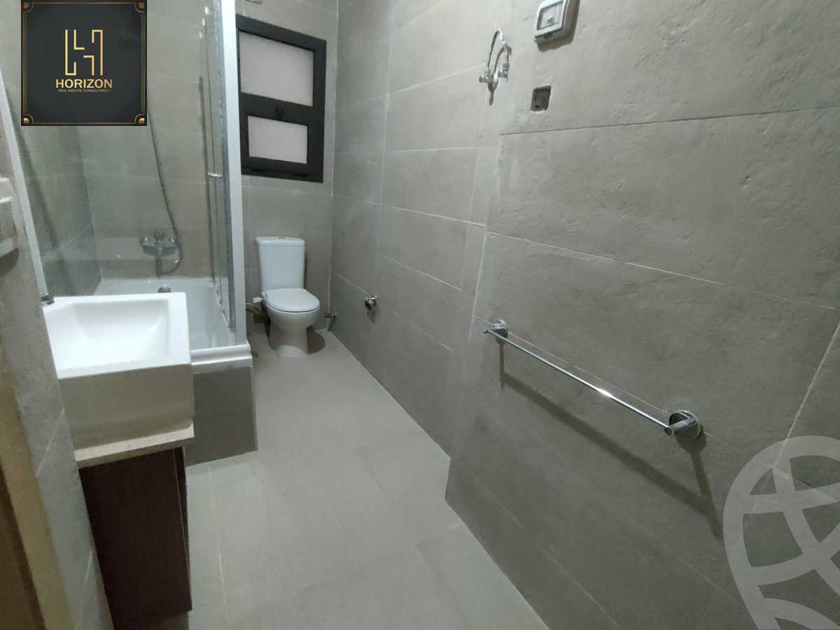 https://aqarmap.com.eg/en/listing/3811610-for-rent-cairo-new-cairo-compounds-fifth-square