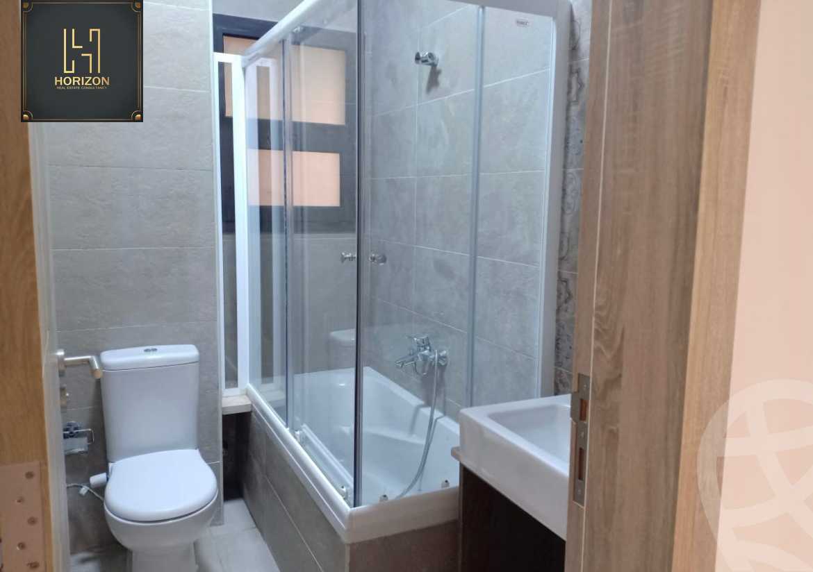 https://aqarmap.com.eg/en/listing/3811610-for-rent-cairo-new-cairo-compounds-fifth-square