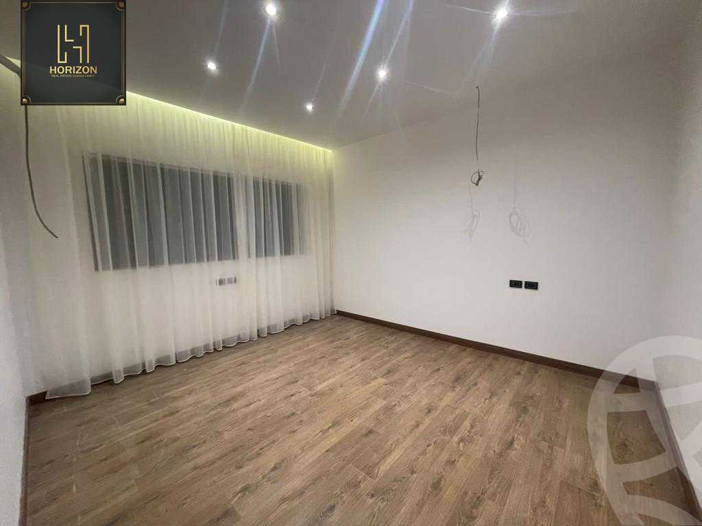 https://aqarmap.com.eg/ar/listing/3812358-for-rent-cairo-new-cairo-compounds-lakeview-residence