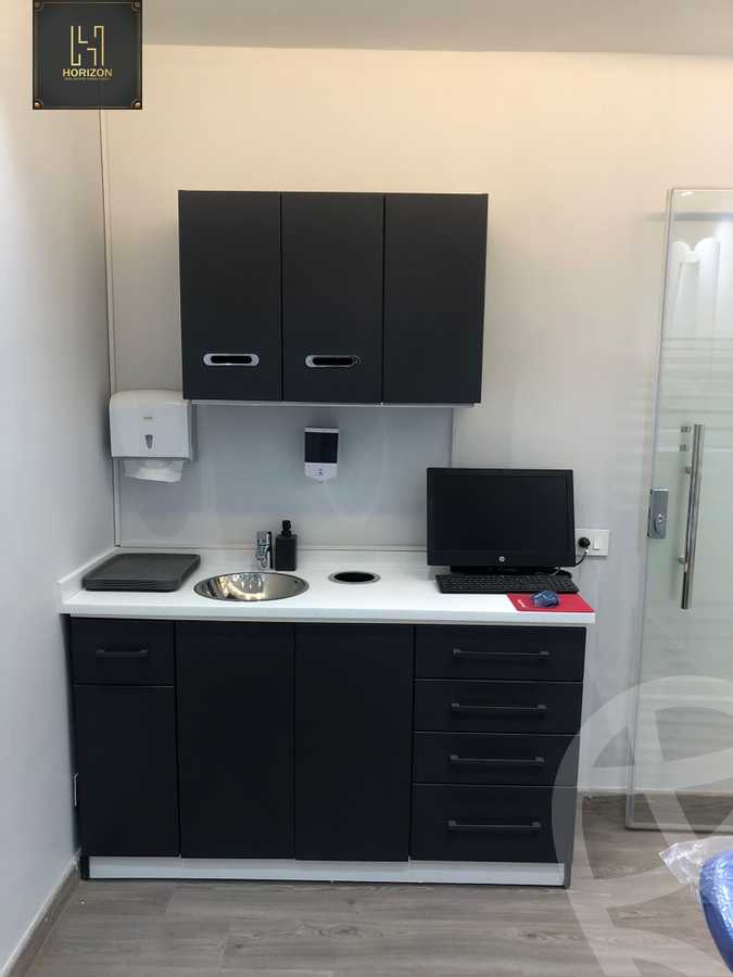 https://aqarmap.com.eg/ar/listing/3812793-for-rent-cairo-new-cairo-compounds-tryfywm-byzns-kwmblks-nm-llttwyr