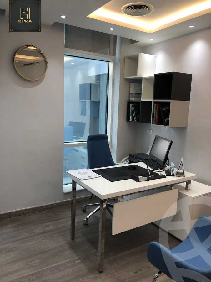 https://aqarmap.com.eg/ar/listing/3812793-for-rent-cairo-new-cairo-compounds-tryfywm-byzns-kwmblks-nm-llttwyr