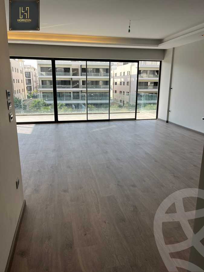 https://aqarmap.com.eg/ar/listing/3835880-for-rent-cairo-new-cairo-compounds-lakeview-residence