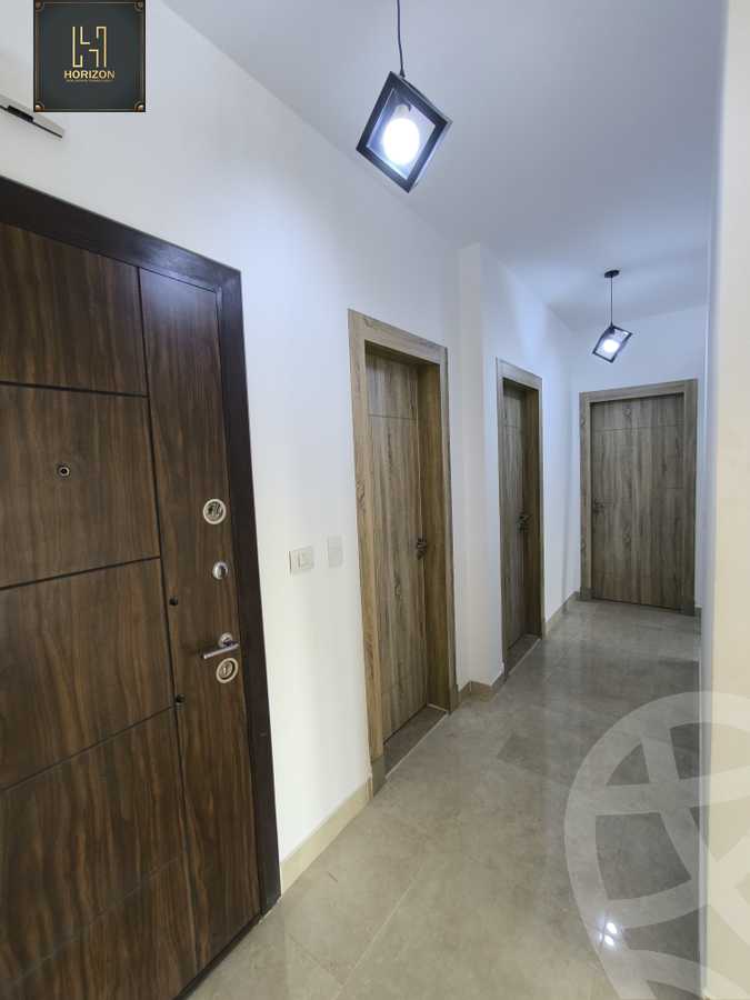 https://aqarmap.com.eg/ar/listing/5442980-for-rent-cairo-new-cairo-compounds-fifth-square
