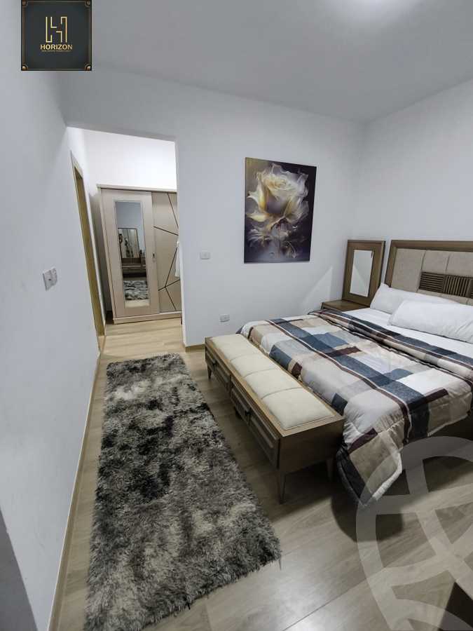 https://aqarmap.com.eg/ar/listing/5442980-for-rent-cairo-new-cairo-compounds-fifth-square