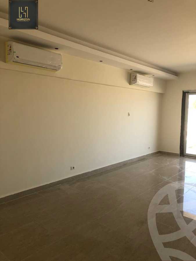 https://aqarmap.com.eg/ar/listing/5444506-for-sale-cairo-new-cairo-compounds-hyde-park-cluster-6-hyde-park