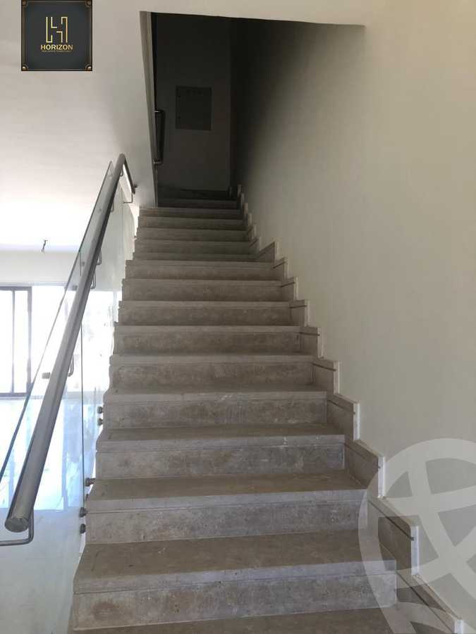 https://aqarmap.com.eg/ar/listing/5444506-for-sale-cairo-new-cairo-compounds-hyde-park-cluster-6-hyde-park