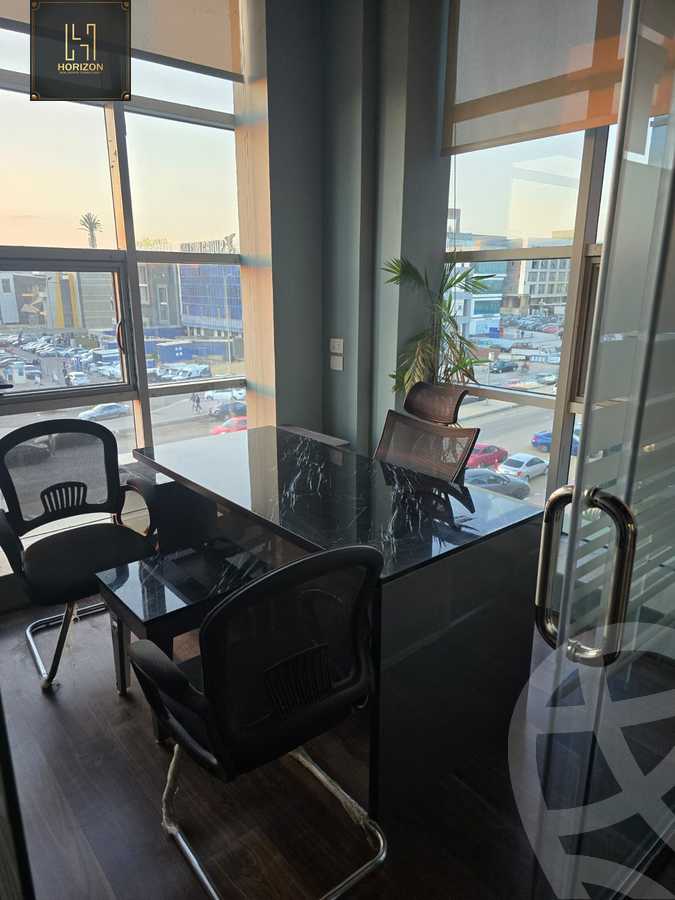https://aqarmap.com.eg/en/listing/5444563-for-rent-cairo-new-cairo-compounds-top-90-mall