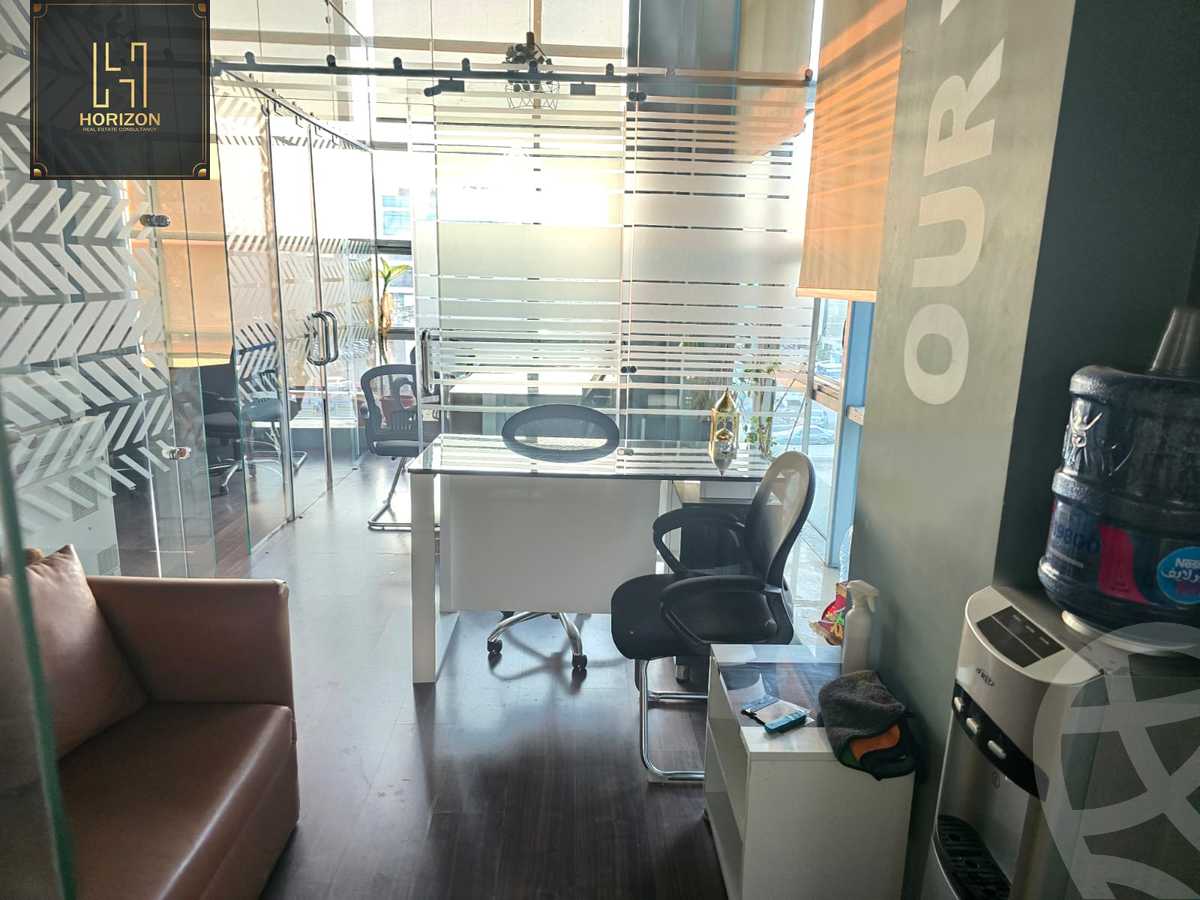 https://aqarmap.com.eg/en/listing/5444563-for-rent-cairo-new-cairo-compounds-top-90-mall