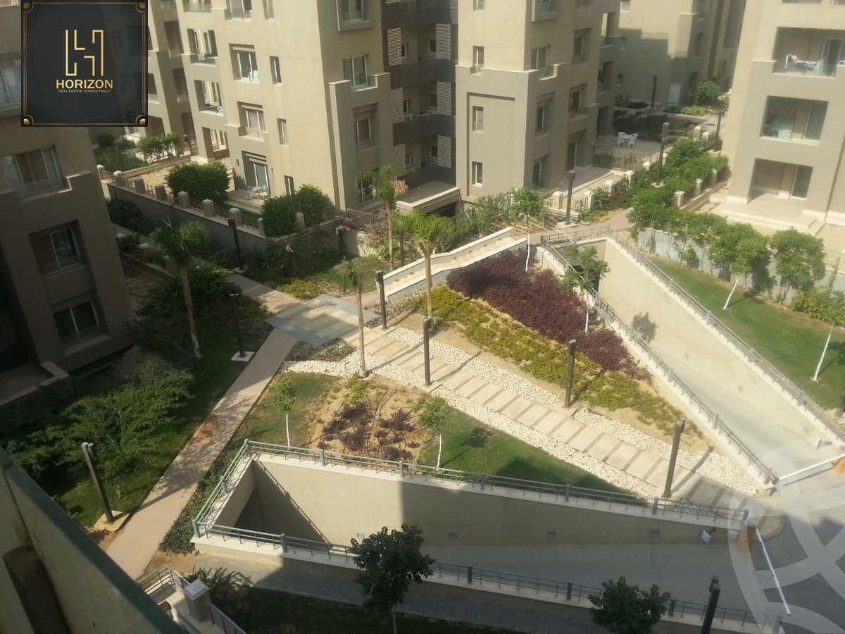 https://aqarmap.com.eg/en/listing/5448273-for-sale-cairo-new-cairo-compounds-kmbwnd-dh-fyldj-blm-hylz