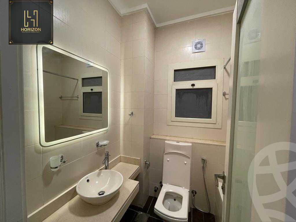 https://aqarmap.com.eg/ar/listing/5491146-for-rent-cairo-new-cairo-compounds-kmbwnd-fyldj-jyt-blm-hylz