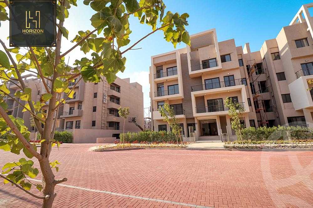 https://aqarmap.com.eg/ar/listing/5491901-for-sale-cairo-new-cairo-compounds-fifth-square