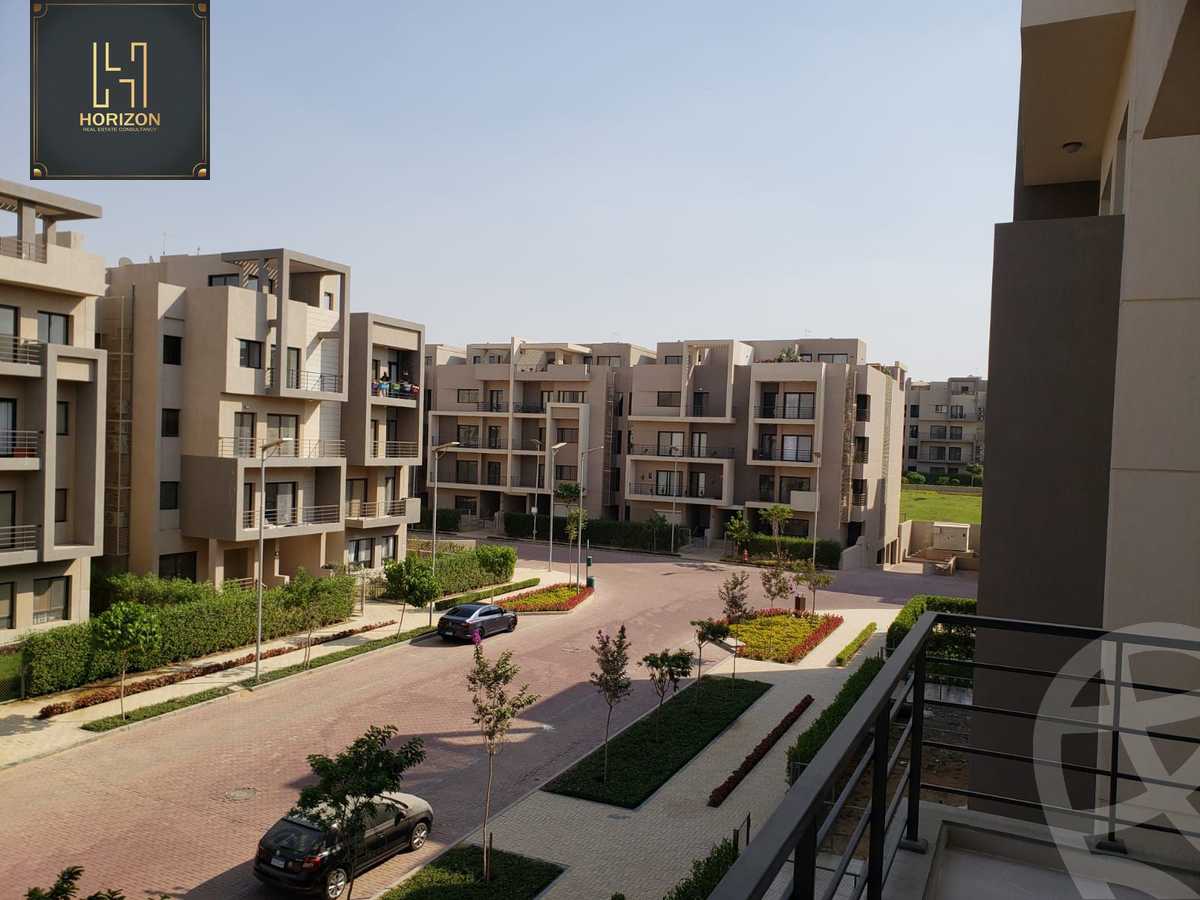 https://aqarmap.com.eg/ar/listing/5491901-for-sale-cairo-new-cairo-compounds-fifth-square