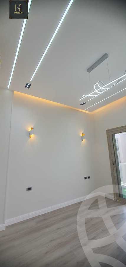 https://aqarmap.com.eg/en/listing/5492622-for-sale-cairo-new-cairo-compounds-galleria-moon-valley